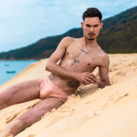 Gay Heitor Bauman Ofc
